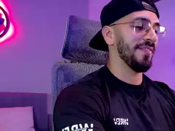 Chaturbate Best live sex cam show of tony_muscle1