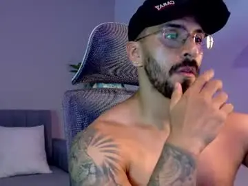 Chaturbate Free Porn Cam of tony_muscle1