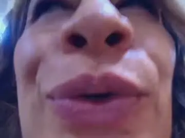 Chaturbate Sex Chat of amell_thomson