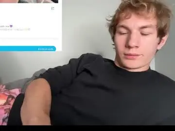 Chaturbate Live Sex Cam of oliver_beck