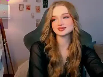 Chaturbate Live Sex Cam of _kinkys