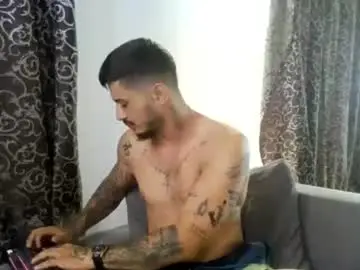Chaturbate Live Porn of jonnyporn1