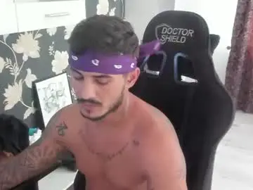 Chaturbate Live Sex Cam of jonnyporn1