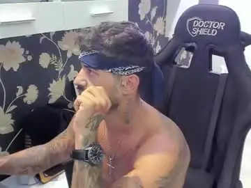 Chaturbate Nude Webcam of jonnyporn1