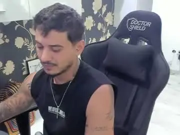 Chaturbate Live Sex Cam of jonnyporn1