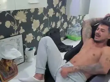 Chaturbate Live Porn of jonnyporn1