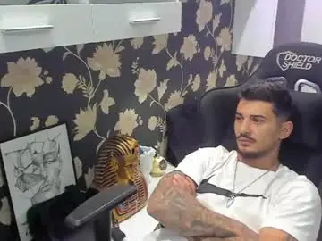 Chaturbate Sex Chat of jonnyporn1