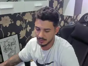 Chaturbate Live Sex Cam of jonnyporn1