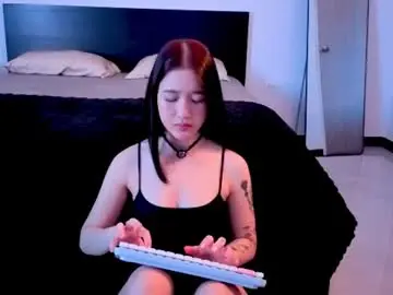 Chaturbate Live Sex Cam of lilithcary