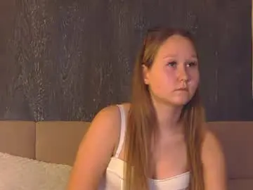 Chaturbate Nude Webcam of lilly_madlen