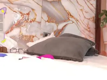 Chaturbate Live Sex of ahvi_ebony