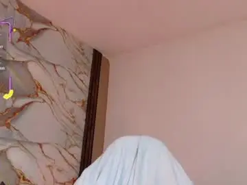 Chaturbate Sex Cam of ahvi_ebony