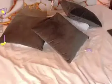 Chaturbate Sex Cam of ahvi_ebony