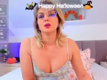 Chaturbate Live Sex Cam of ashleystorms