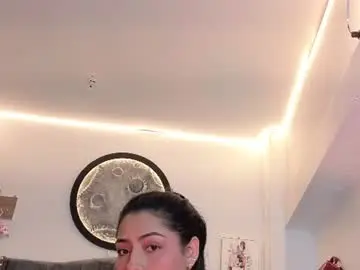 Chaturbate Live Porn of kyana_cream