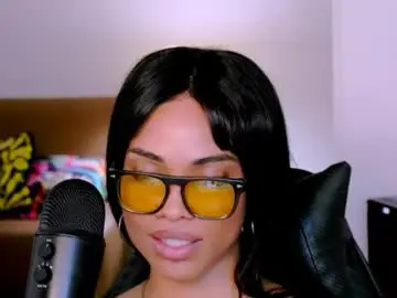 Chaturbate Nude Webcam of queendom_ing