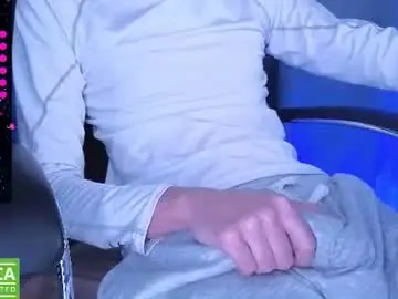 Chaturbate Free Porn Cam of wow_david