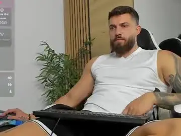 Chaturbate Free Live Porn of lovermike_