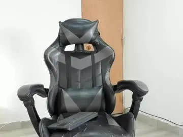 Chaturbate Sex Chat of leo_jones389