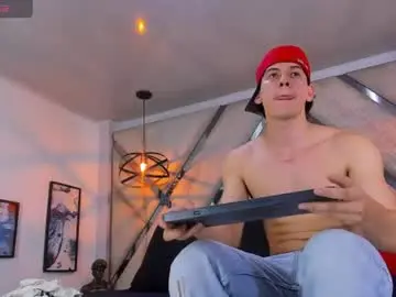 Chaturbate Sex Chat of matteo222_