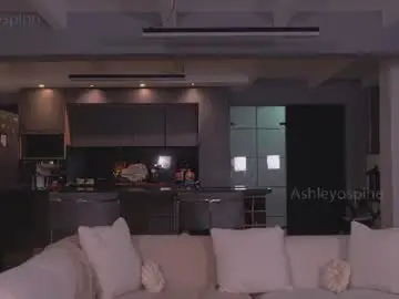 Chaturbate Best live sex cam show of ashley_ospino