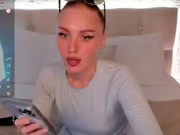 Chaturbate Best live sex cam show of lushcherry