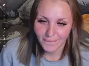 Chaturbate Live Porn of lushcherry