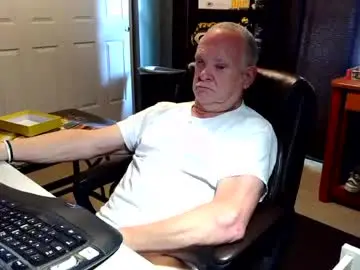 Chaturbate Free Porn Cam of midwestdad09