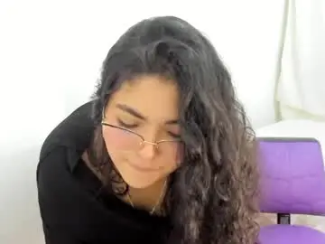 Chaturbate Free Porn Cam of moralesmartinezlaura11