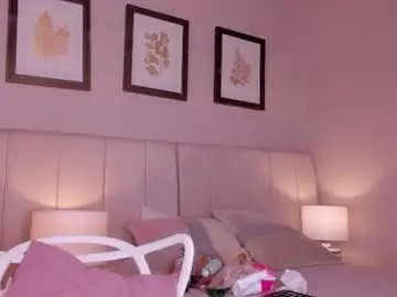 Chaturbate Live Sex Cam of zoe_sky_