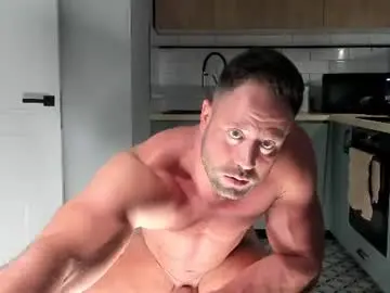 Chaturbate Live Sex Cam of _miles19