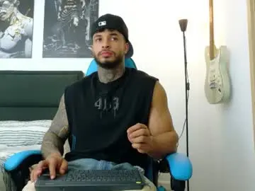 Chaturbate Nude Webcam of dylanrivera_