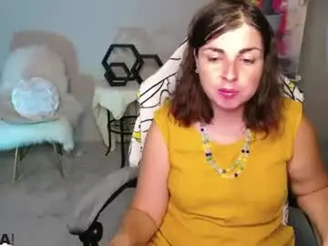 Chaturbate Best live sex cam show of elara_starfall