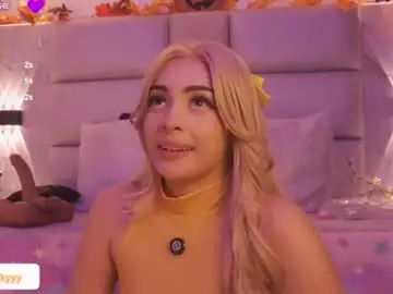 Chaturbate Watch Live Sex Cams of kat_saky