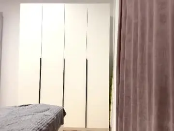 Chaturbate Best live sex cam show of kyragraise