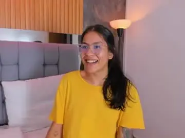 Chaturbate Watch Live Sex Cams of roxy_glide