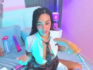 Chaturbate Nude Webcam of clawdeen__wolf