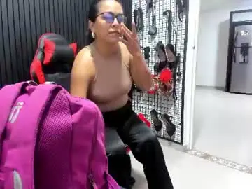 Chaturbate Watch Live Sex Cams of mature_naughty_x