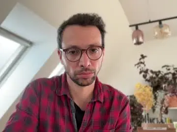 Chaturbate Live Sex Cam of sexyleo8282