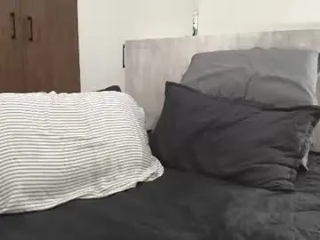 Chaturbate Free Live Porn of gizzlemcclizzle