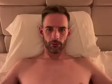 Chaturbate Live Sex Cam of gizzlemcclizzle