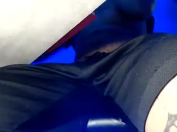 Chaturbate Live Sex Cam of masterjustin888