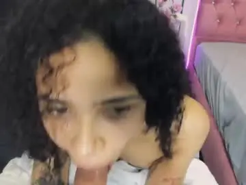 Chaturbate Adult Webcams of mazeekiin