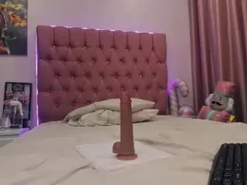 Chaturbate Watch Live Sex Cams of mazeekiin