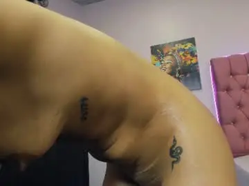 Chaturbate Adult Webcams of mazeekiin