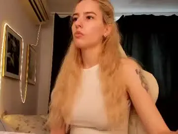 Chaturbate Free Porn Cam of fire_moth