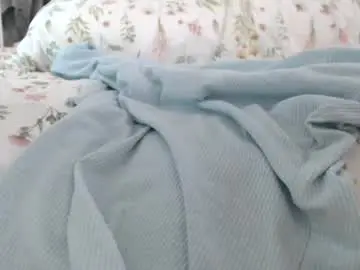 Chaturbate Live Sex Cam of single_fox_4u