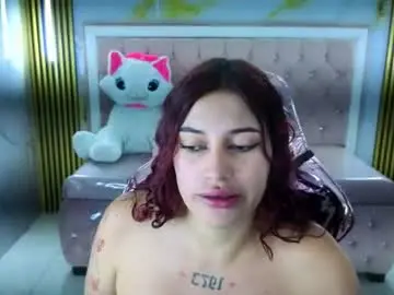 Chaturbate Live Sex of elain_s