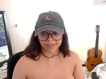 Chaturbate Live Sex Cam of amand1_sweet