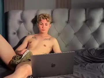 Chaturbate Sex Chat of ben_harmon